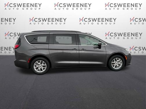 2022 Chrysler Pacifica Touring-L