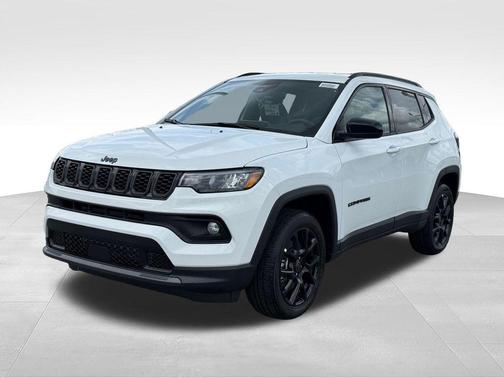 Bright White Clearcoat 2026 Jeep Compass Latitude