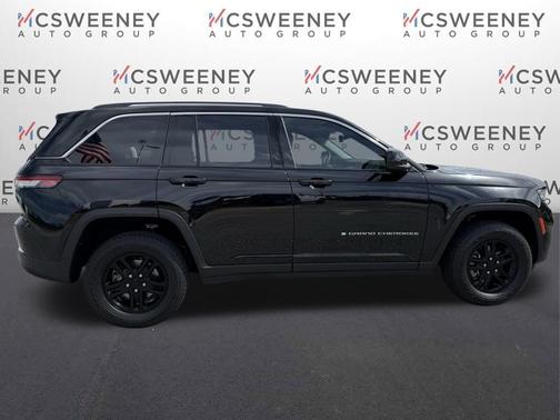 2023 Jeep Grand Cherokee Laredo