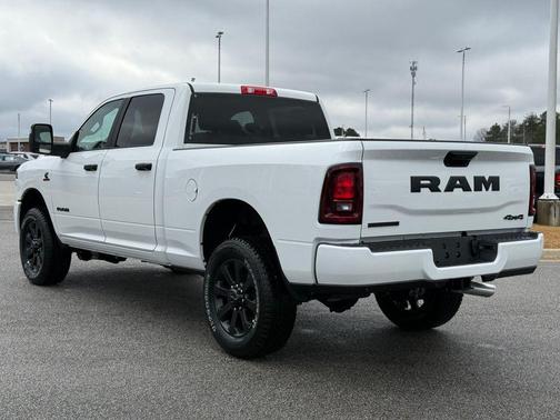Bright White Clearcoat 2026 RAM 2500 Big Horn