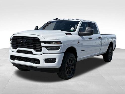 Bright White Clearcoat 2026 RAM 2500 Big Horn