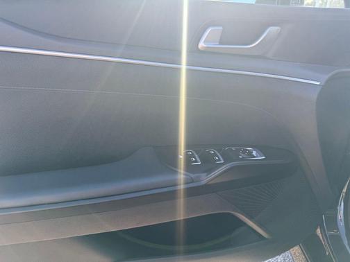 Ebony Black 2024 Kia K5 LXS