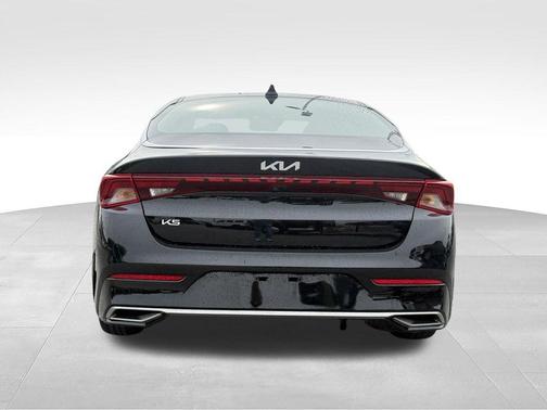 Ebony Black 2024 Kia K5 LXS
