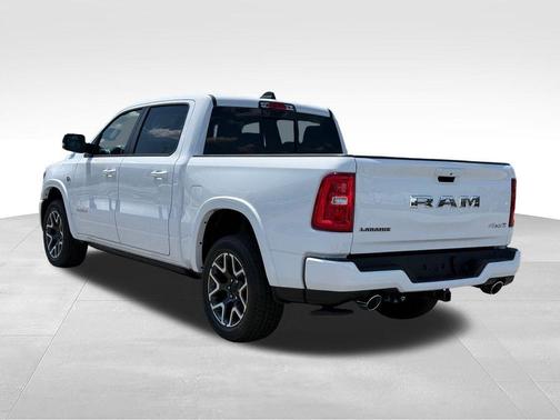 Bright White Clearcoat 2026 RAM 1500 Laramie