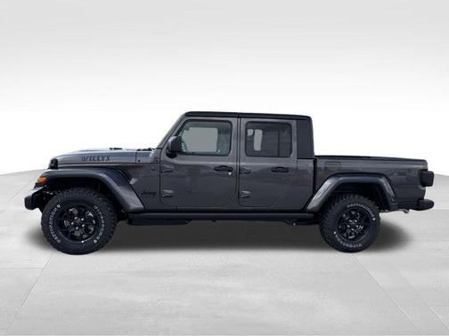 Granite Crystal Clearcoat Metallic 2026 Jeep Gladiator Sport