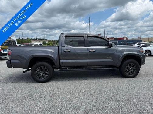 2022 Toyota Tacoma SR5