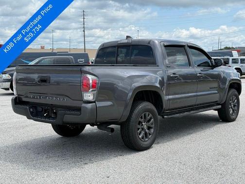 2022 Toyota Tacoma SR5