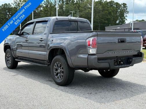 2022 Toyota Tacoma SR5