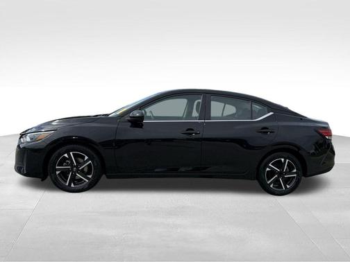 Black 2024 Nissan Sentra SV