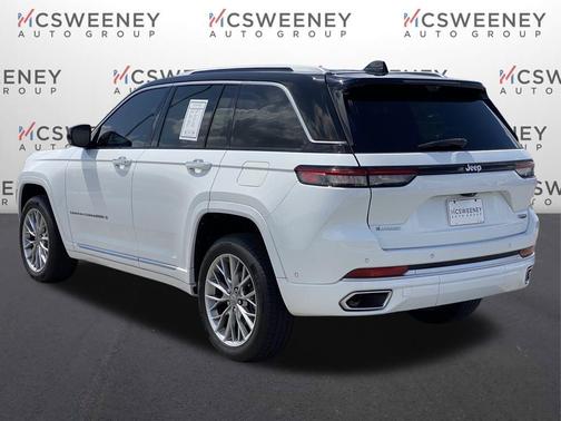 2022 Jeep Grand Cherokee Summit