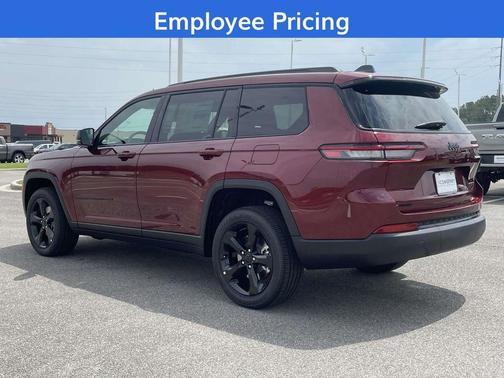 2025 Jeep Grand Cherokee L Laredo