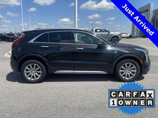 2023 Cadillac XT4 Premium Luxury