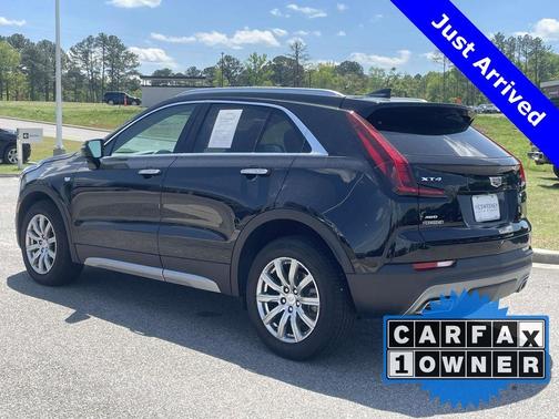 2023 Cadillac XT4 Premium Luxury