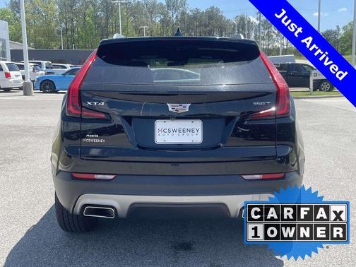 2023 Cadillac XT4 Premium Luxury