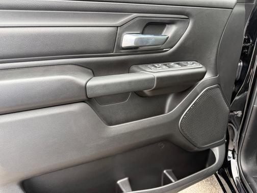 Diamond Black 2026 RAM 1500 Tradesman
