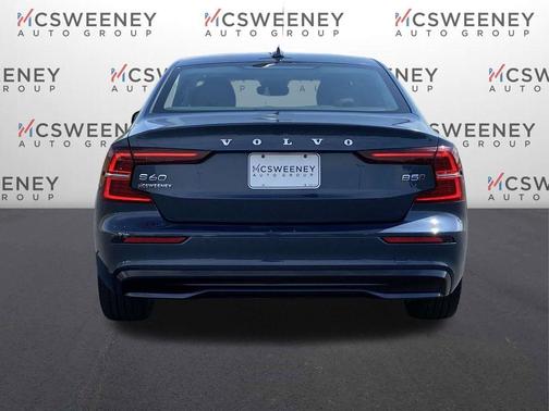 2024 Volvo S60 B5 Plus Dark Theme