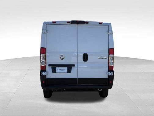 Bright White Clearcoat 2026 RAM ProMaster 2500 Base