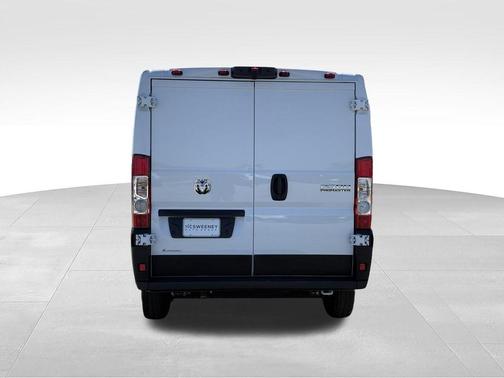 Bright White Clearcoat 2026 RAM ProMaster 2500 Base