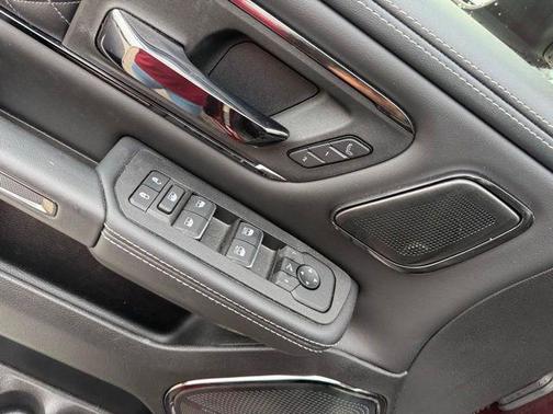 Delmonico Red Pearlcoat 2025 RAM 1500 Limited
