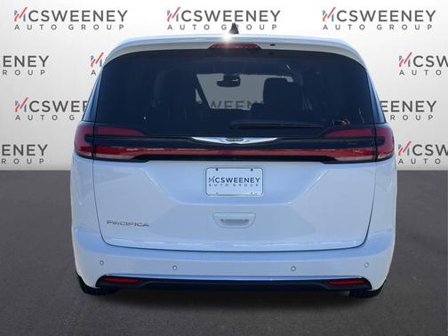 2024 Chrysler Pacifica Touring-L