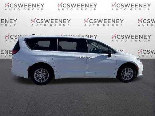 2024 Chrysler Pacifica Touring-L