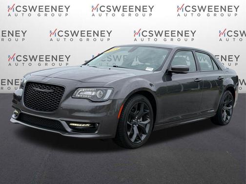 Granite Crystal Clearcoat Metallic 2023 Chrysler 300 Touring L
