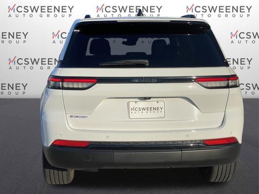 2024 Jeep Grand Cherokee Laredo