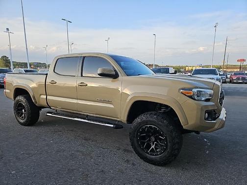2018 Toyota Tacoma TRD Sport