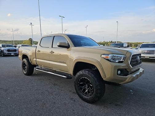2018 Toyota Tacoma TRD Sport