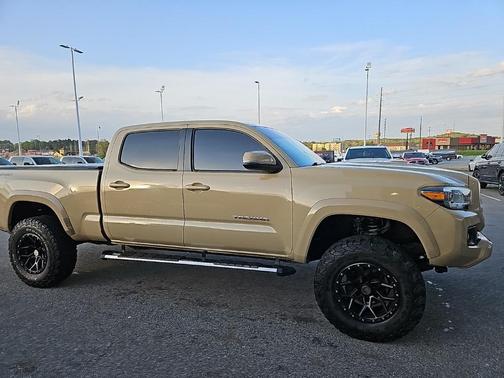 2018 Toyota Tacoma TRD Sport