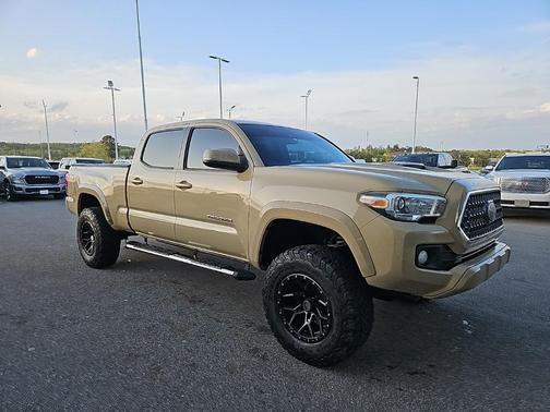 2018 Toyota Tacoma TRD Sport
