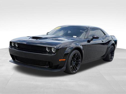 Pitch Black Clearcoat 2021 Dodge Challenger R/T Scat Pack