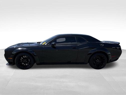 Pitch Black Clearcoat 2021 Dodge Challenger R/T Scat Pack