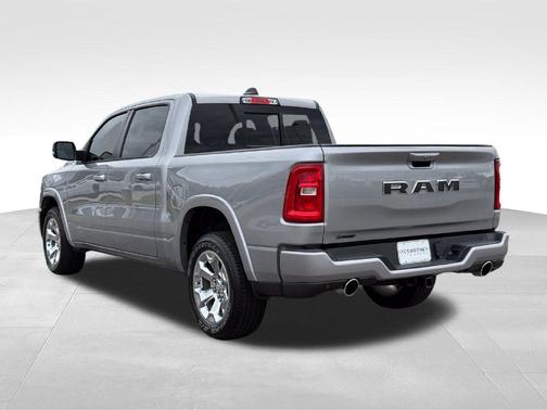 Billet Silver Metallic Clearcoat 2026 RAM 1500 Big Horn/Lone Star