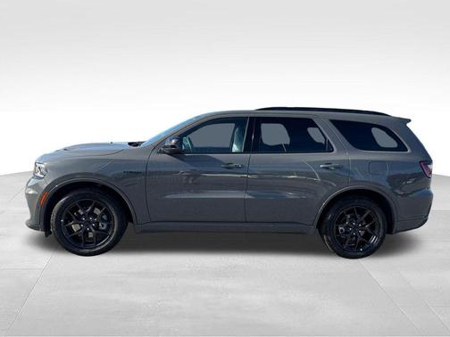 Destroyer Gray Clearcoat 2026 Dodge Durango GT HEMI V8