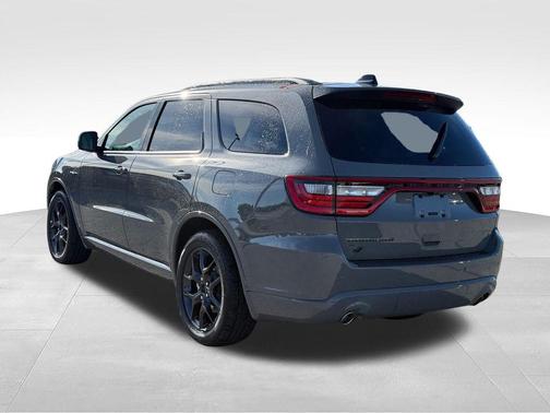 Destroyer Gray Clearcoat 2026 Dodge Durango GT HEMI V8