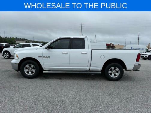 Bright White Clearcoat 2015 RAM 1500 SLT