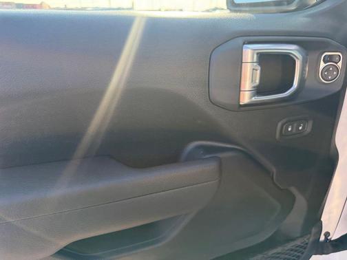 Bright White Clearcoat 2026 Jeep Wrangler Sport