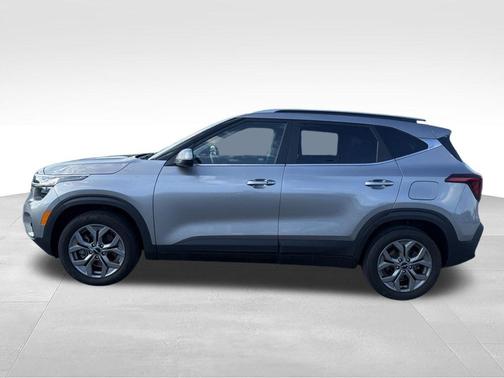 Steel Gray 2024 Kia Seltos S