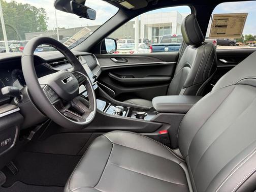 Velvet Red Pearlcoat 2026 Jeep Grand Cherokee L Limited