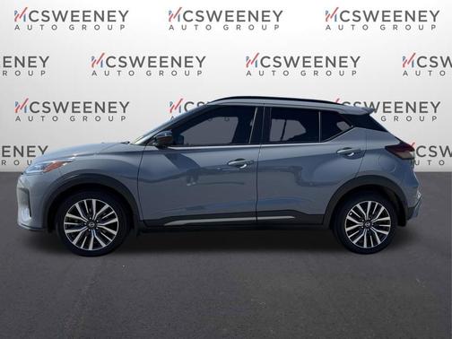 2021 Nissan Kicks SR