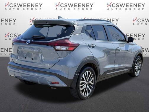 2021 Nissan Kicks SR
