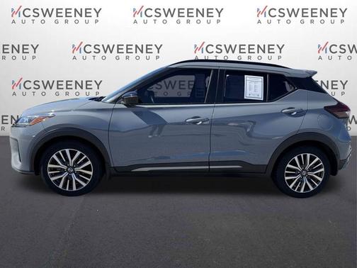 2021 Nissan Kicks SR