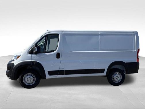 Bright White Clearcoat 2026 RAM ProMaster 1500 Low Roof