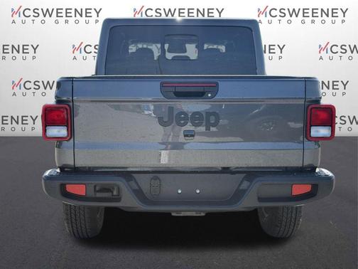 Granite Crystal Clearcoat Metallic 2026 Jeep Gladiator Sport