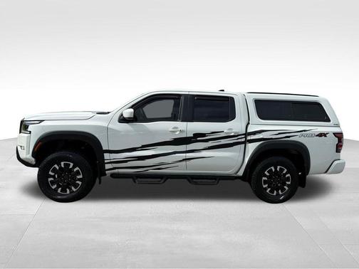 Glacier White 2023 Nissan Frontier PRO-4X