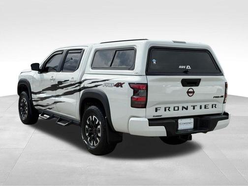 Glacier White 2023 Nissan Frontier PRO-4X