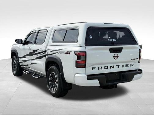 Glacier White 2023 Nissan Frontier PRO-4X