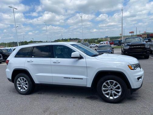 2021 Jeep Grand Cherokee Laredo X