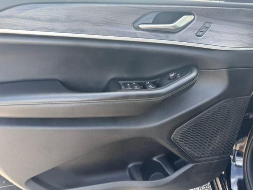 Diamond Black 2023 Jeep Grand Cherokee Limited